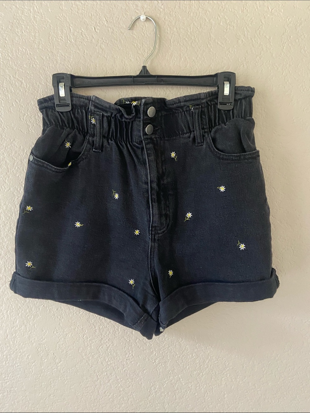 Sale! Black denim shorts with embroidered daisies and paper bag waist, size M